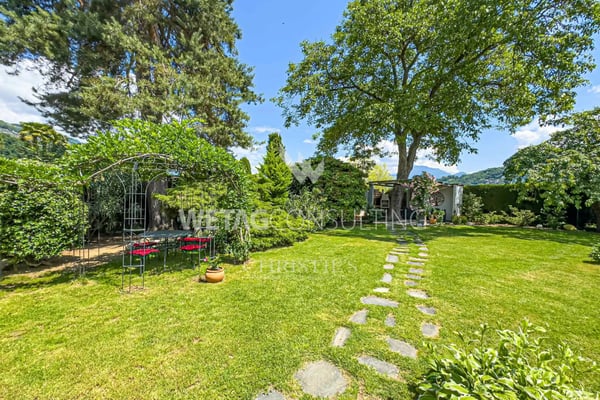 Lugano-Magliaso: schöne Villa im Grünen, mit Pool & in der Nähe des Luganersees zu verkaufen 12