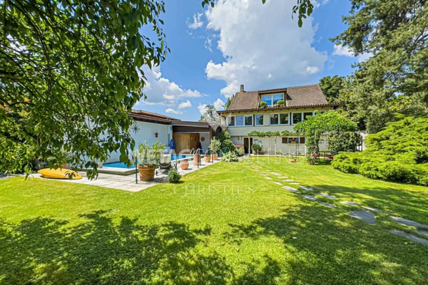 Lugano-Magliaso: schöne Villa im Grünen, mit Pool & in der Nähe des Luganersees zu verkaufen 1