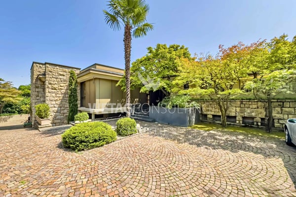 Lugano-Magliaso: prächtige Villa mit Innenpool, direkt am Luganersee 11