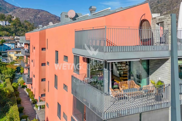 Moderne Duplex -Wohnung mit überdachter Terrasse, in ruhiger Lage, in Losone zu verkaufen 12