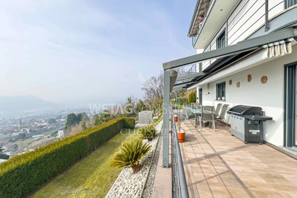 Lugano-Vacallo: Moderne Villa zu verkaufen, auch als Zweitwohnsitz möglich 12