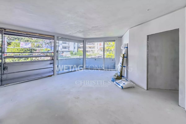 In Lugano steht ein modernes, im Rohbau befindliches Penthouse mit Blick über die Stadt & den See zum Verkauf 5