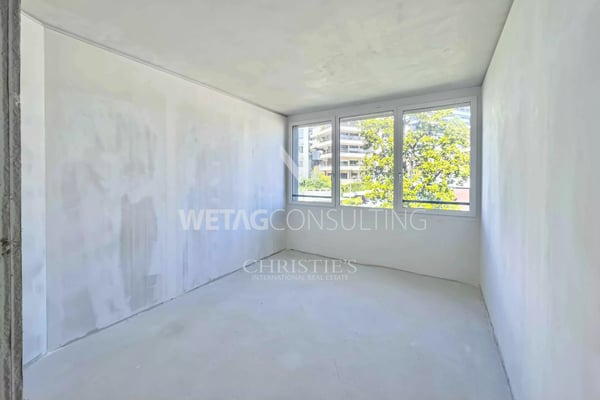 In Lugano steht ein modernes, im Rohbau befindliches Penthouse mit Blick über die Stadt & den See zum Verkauf 9