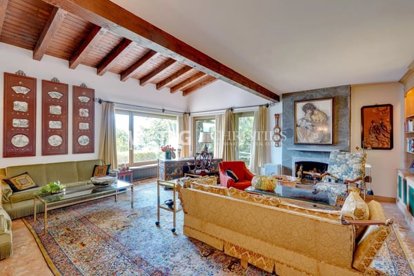Zu renovierende mediterrane Villa an Toplage mit 180 Seeblick in Ronco sopra Ascona zu verkaufen 6