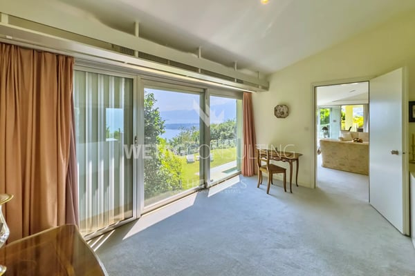 Minusio: Elegante Villa mit Panoramablick auf den See, Aussenpool & mitten im Grünen zu verkaufen 8