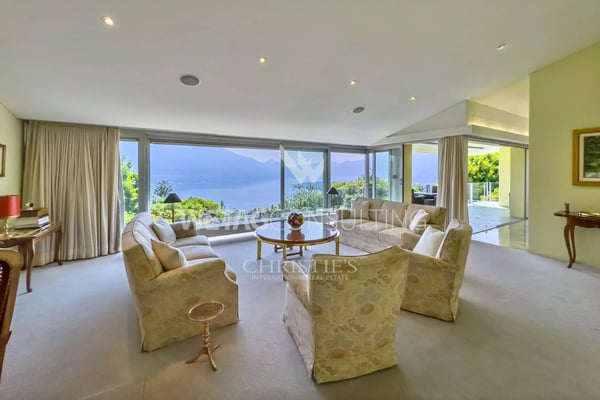 Minusio: Elegante Villa mit Panoramablick auf den See, Aussenpool & mitten im Grünen zu verkaufen 7