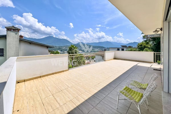 Lugano-Gravesano: Moderne Villa mit grosser Terrasse & Sauna zu verkaufen 2
