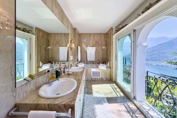 Mediterranes Flair am Luganersee: Elegante Villa mit Pool & Seeblick zu verkaufen, auch als Zweitwohnsitz möglich 8