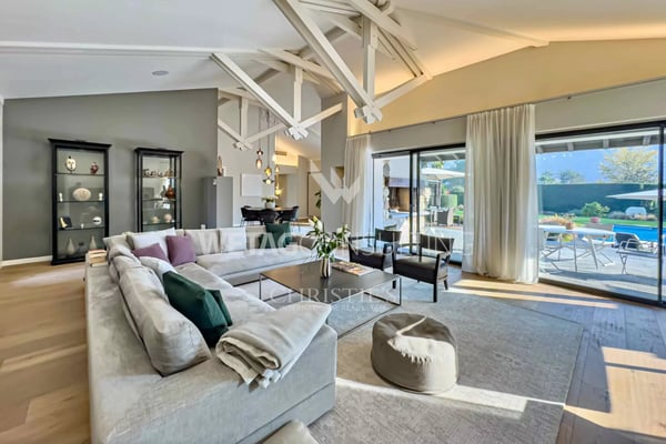 Lugano-Magliaso: Elegante Villa mit Pool, umgeben von Grün, inklusive Gäste-Dépendance 3