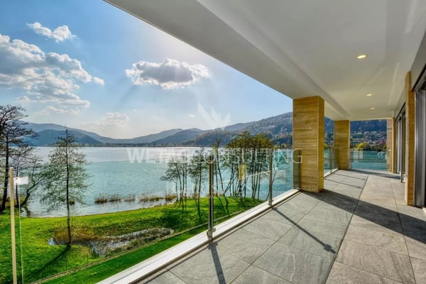 Luxus-Penthouse in Muzzano am Luganersee mit herrlicher Dachterrasse zu verkaufen