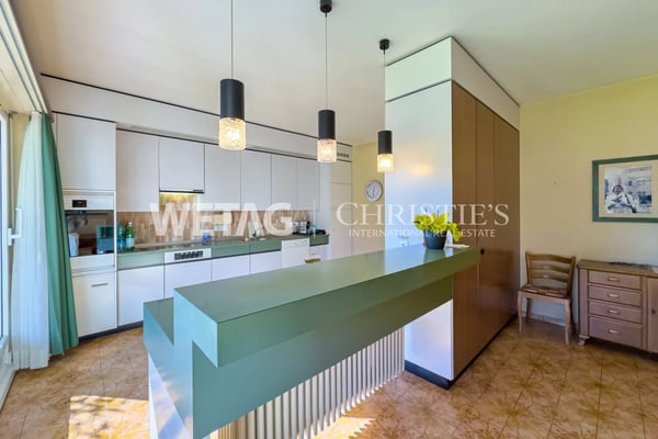 Repräsentative Villa in Lugano-Comano zu verkaufen, mit Aussenpool & herrlichem Blick auf den Luganersee 8