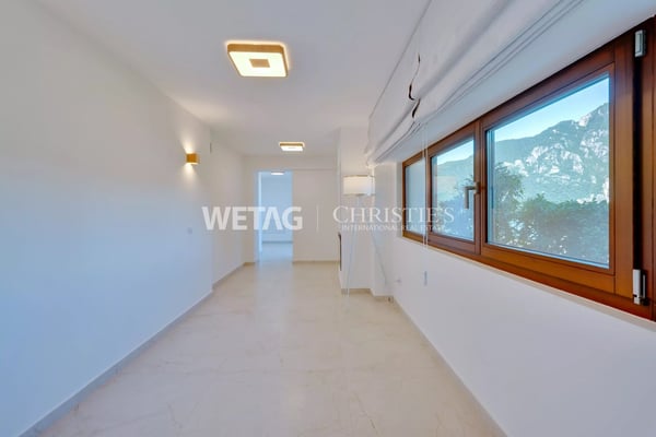 Elegante & moderne Villa in Campione d'Italia mit weiter Sicht über den Luganersee 11