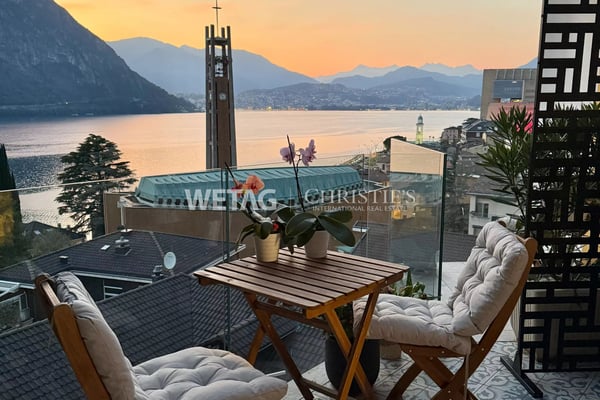 Elegante & moderne Villa in Campione d'Italia mit weiter Sicht über den Luganersee 2