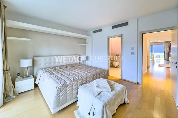 Zum Verkauf in Lugano: Moderne Duplex-Wohnung mit privatem Garten & herrlicher Seesicht, auch als Zweitwohnsitz möglich 5