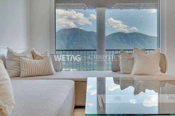 Locarno-Monti: Exklusive Wohnung mit grosszügiger überdachter Terrasse & Panoramablick zu verkaufen 6