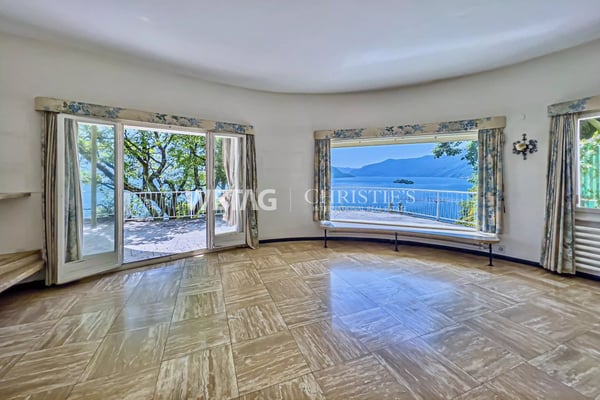 Zu renovierende Villa in spektakulärer Lage mit Panoramablick auf den See in Ascona zu verkaufen 3