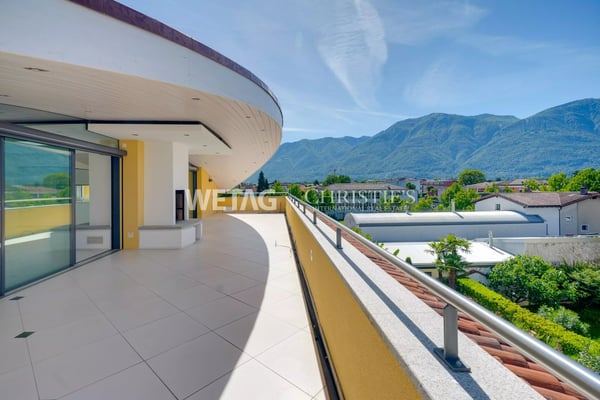 Ascona: Elegantes Luxus-Penthouse mit grosszügigen Terrassen in zentraler Lage zu verkaufen 1