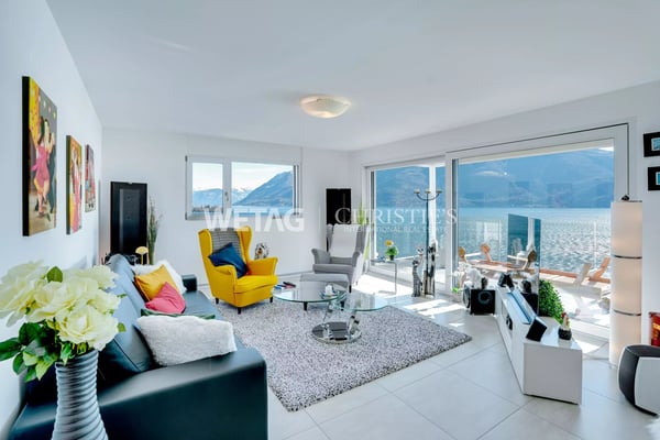 Helle & moderne Wohnung mit grosser Terrasse sowie Panoramablick in Brissago zu verkaufen 9