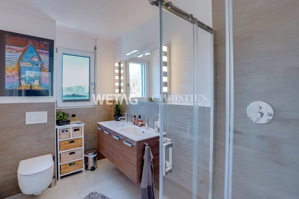 Helle & moderne Wohnung mit grosser Terrasse sowie Panoramablick in Brissago zu verkaufen 8