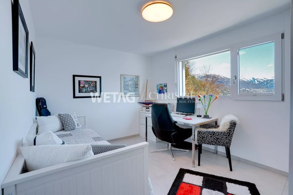 Helle & moderne Wohnung mit grosser Terrasse sowie Panoramablick in Brissago zu verkaufen 11