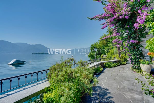 Porto Ronco: Exklusive Villa im mediterranen Stil direkt am See mit Bootsplätzen ideal auch als Ferienresidenz zu verkaufen 7