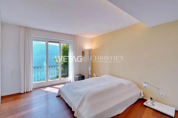 Porto Ronco: Exklusive Villa im mediterranen Stil direkt am See mit Bootsplätzen ideal auch als Ferienresidenz zu verkaufen 9