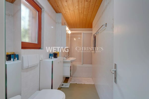 Direkt am See mit Bootsplatz: Charmante Villa in Riva San Vitale zum Verkauf ? Zweitwohnsitz möglich 6