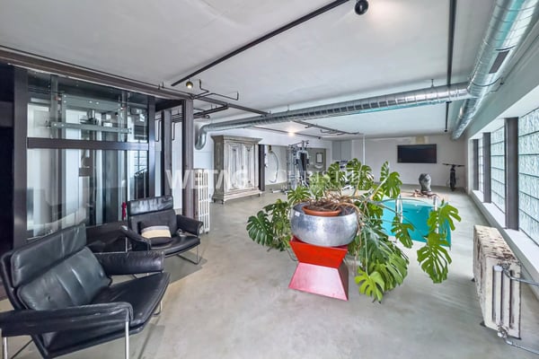 Moderne Villa im Loft-Stil mit Seeblick & Innenpool zum Verkauf in Ronco sopra Ascona 13