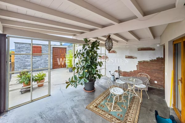 Moderne Villa im Loft-Stil mit Seeblick & Innenpool zum Verkauf in Ronco sopra Ascona 11