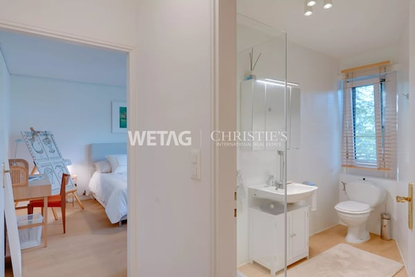 Elegante mediterrane Villa mit Swimmingpool, Poolhaus & spektakulärer Seesicht zum Verkauf in Lugano-Pugerna 10