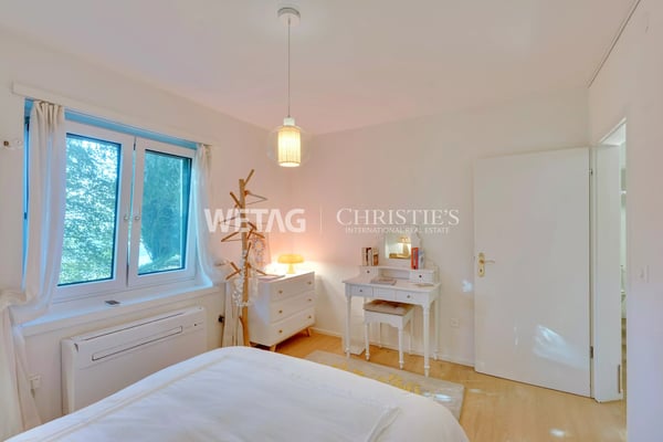 Elegante mediterrane Villa mit Swimmingpool, Poolhaus & spektakulärer Seesicht zum Verkauf in Lugano-Pugerna 9