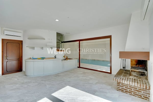 Elegante Villa zum Verkauf in Lugano-Vezia mit Innenpool & Grottino, 2022 vollständig renoviert ? Zweitwohnsitz möglich 11