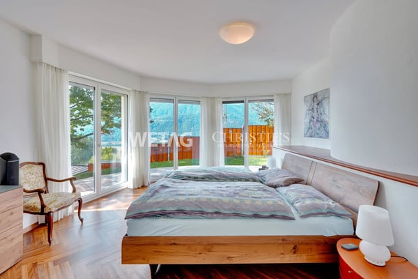 Elegante Villa zum Verkauf in Lugano-Vezia mit Innenpool & Grottino, 2022 vollständig renoviert ? Zweitwohnsitz möglich 5