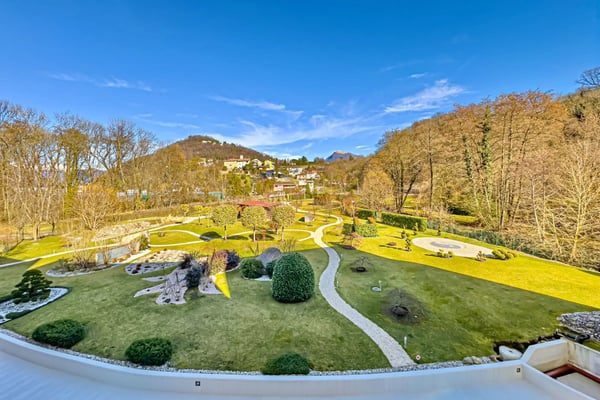 Lugano-Muzzano: Elegante möblierte 2.5-Zimmer-Wohnung mit direktem Zugang zum Luganersee zu verkaufen 10