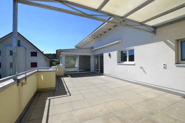 Moderne 1.5-Zimmer-Attikawohnung mit Balkon in Rothrist 6