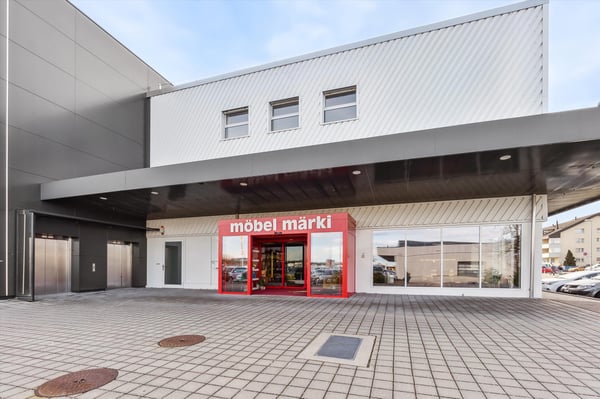 412 m2 Retailfläche im 2. OG im Fachmarkt in der Breite Rickenbach 3