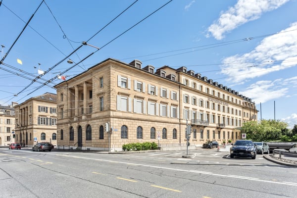 Emplacement idéal au centre-ville 9