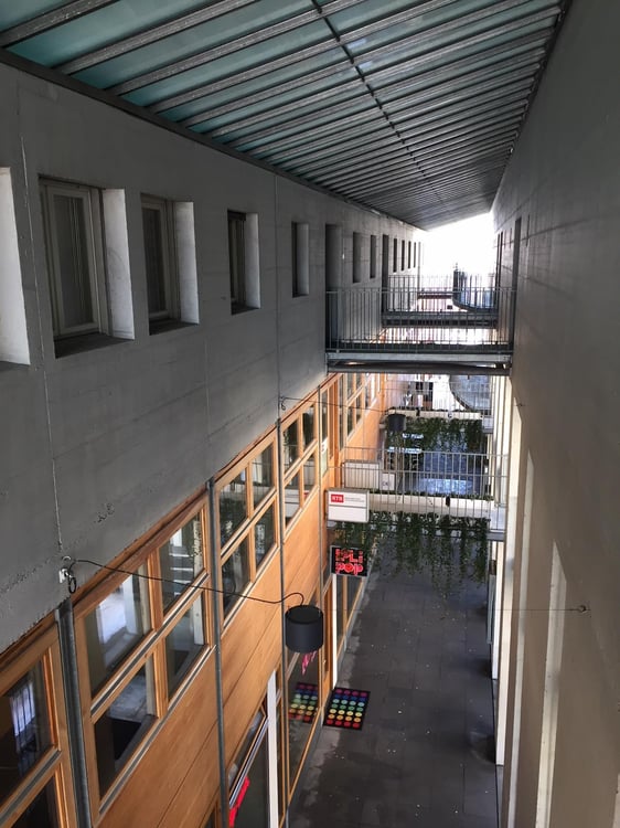 Vitrine im Center Augustin 2