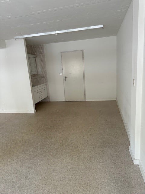 Mehr Raum für Ihre Geschäftsideen! Winteraktion:1 Nettomietzins geschenkt. 4