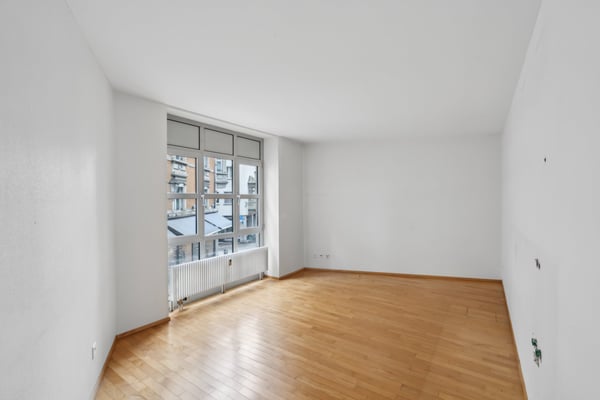 vielseitige Praxisräumlichkeiten an frequentierter Lage! 8