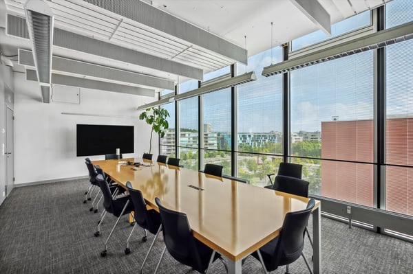 Dynamisch. Modern. Perfekt angebunden. Ihr Büro im Toro 1 11