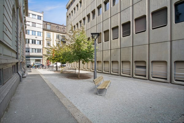 Surface commerciales et administratives au centre-ville 3