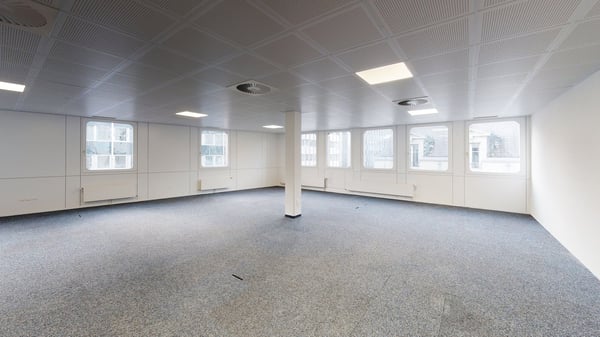 Surface commerciales et administratives au centre-ville 4