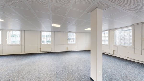 Surface commerciales et administratives au centre-ville 7