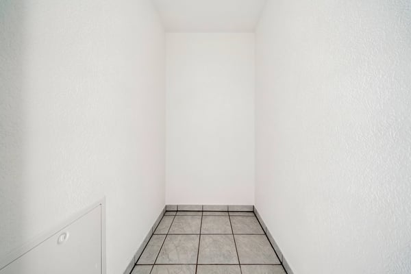 Offre spéciale de Noël- 1 pièces à Saignelégier 11