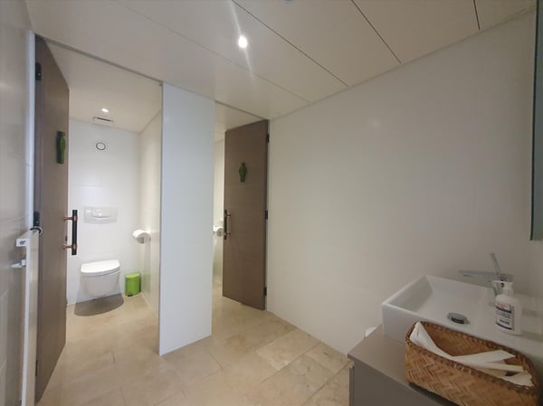 Surface professionnelle de 490 m2 13