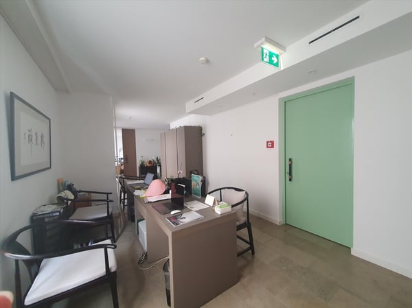 Surface professionnelle de 490 m2 3