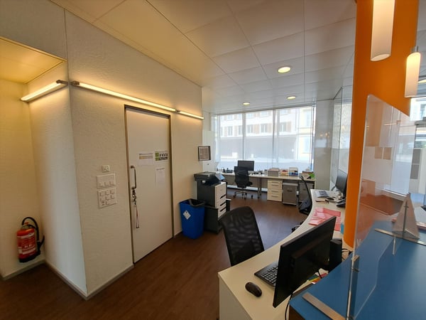 Attraktive Praxis mitten in Biel 8