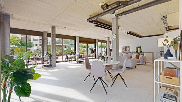 Nuovo spazio commerciale con vetrine 2