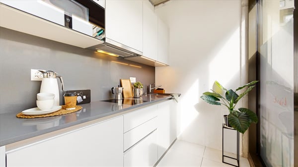 Nuovo spazio commerciale con vetrine 4